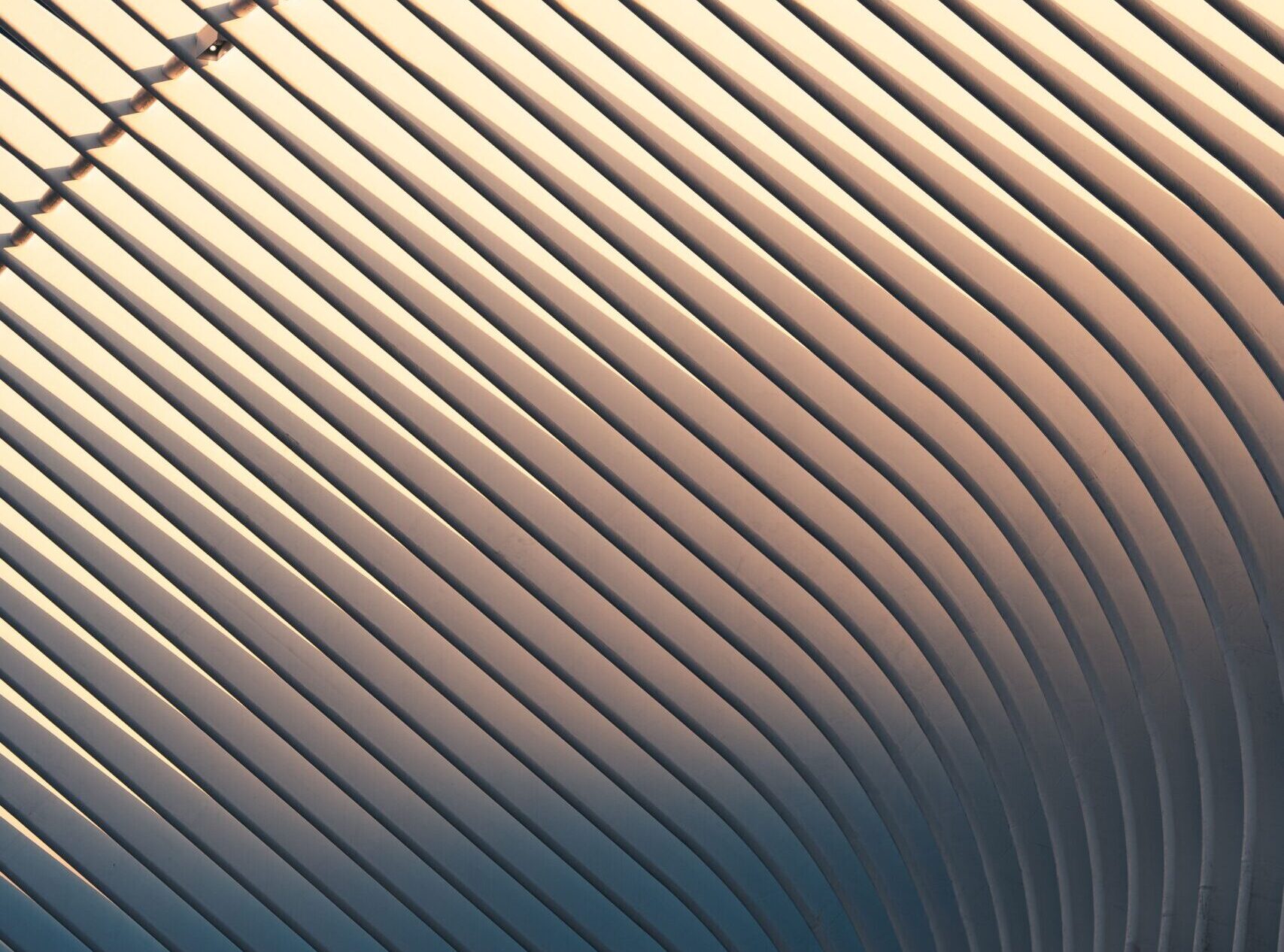 A funnel-shaped arrangement of lines that gradually fade from dark to light, representing scarcity and changing market intensity.